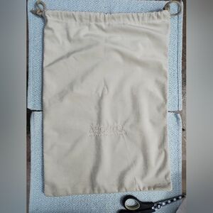 *Abound Plush travel dust bag cream velvet